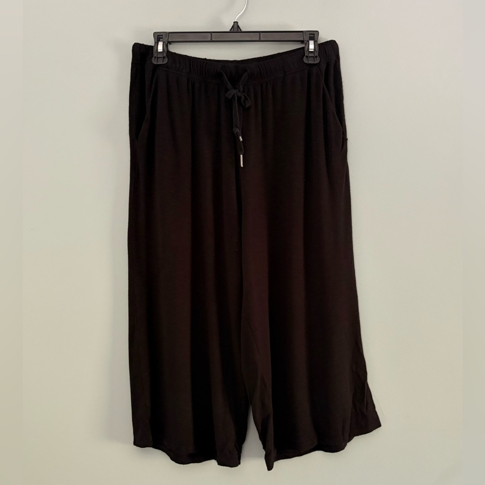 GAIAM Ultra-Soft Black Wide-Leg Lounge Cropped Pants Size L - Picture 3 of 9